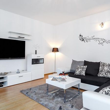 Holiday Home Iris Marina Ngoại thất bức ảnh