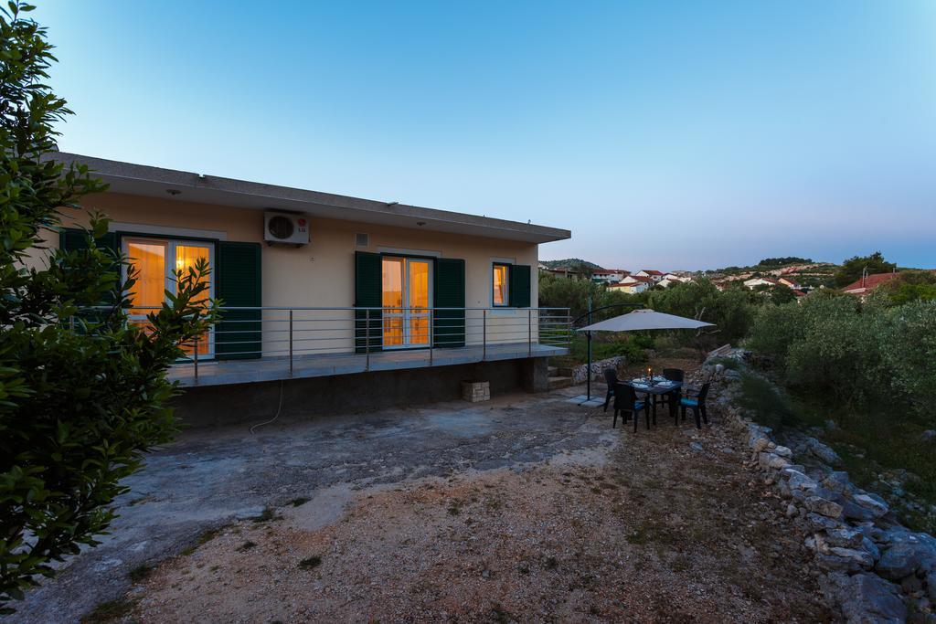 Holiday Home Iris Marina Ngoại thất bức ảnh