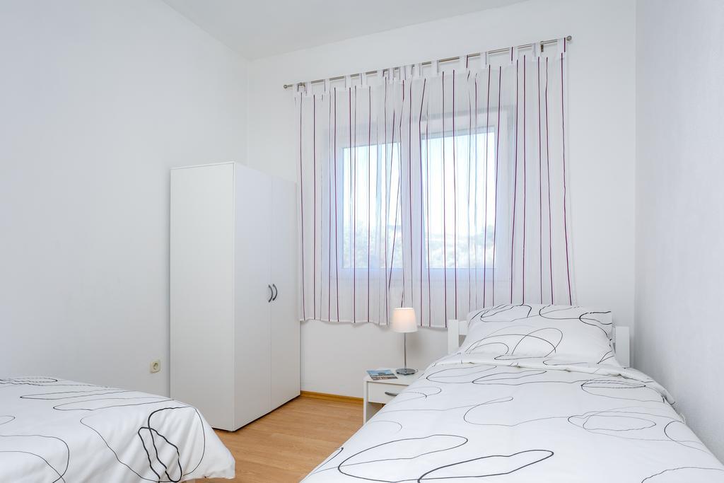 Holiday Home Iris Marina Ngoại thất bức ảnh